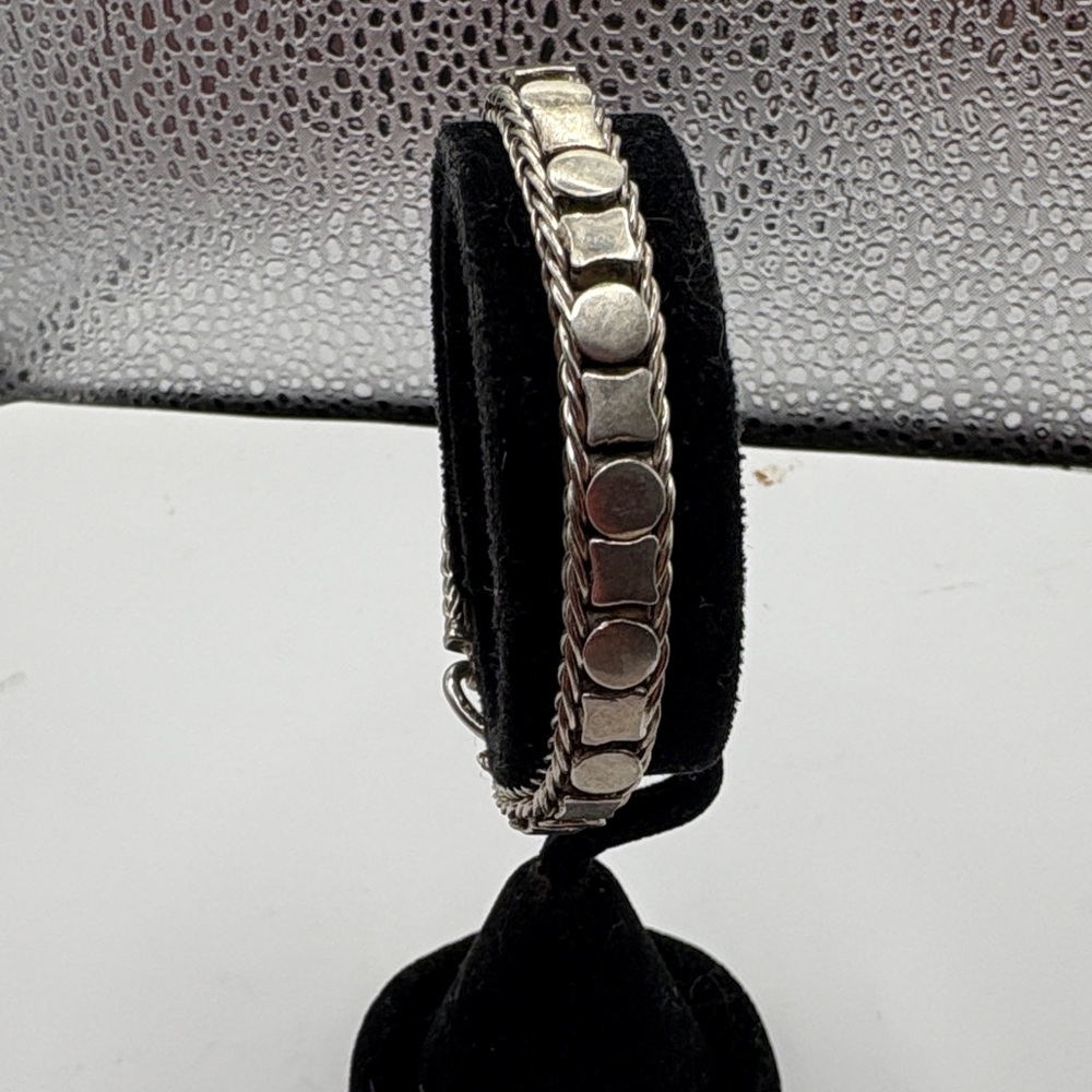 Elegant Silver Bracelet